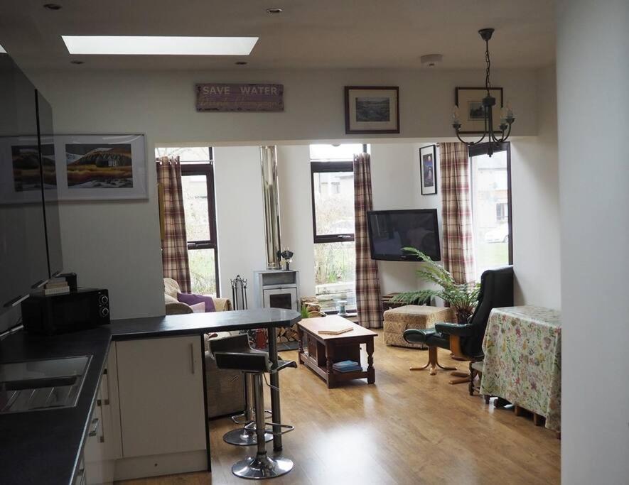 Fern Lodge Angus, Kirriemuir 外观 照片
